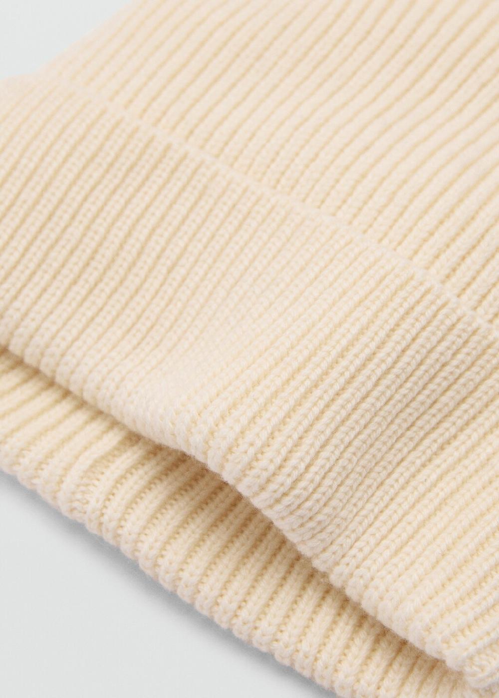 Mango Cappello misto lana e cashmere coste