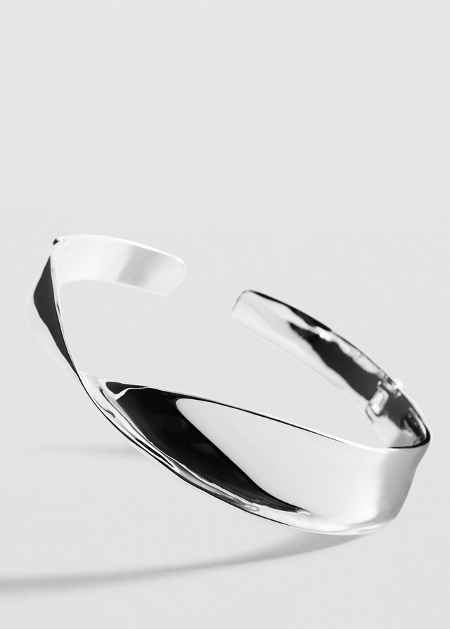 Mango Collana Rigida Attorcigliata