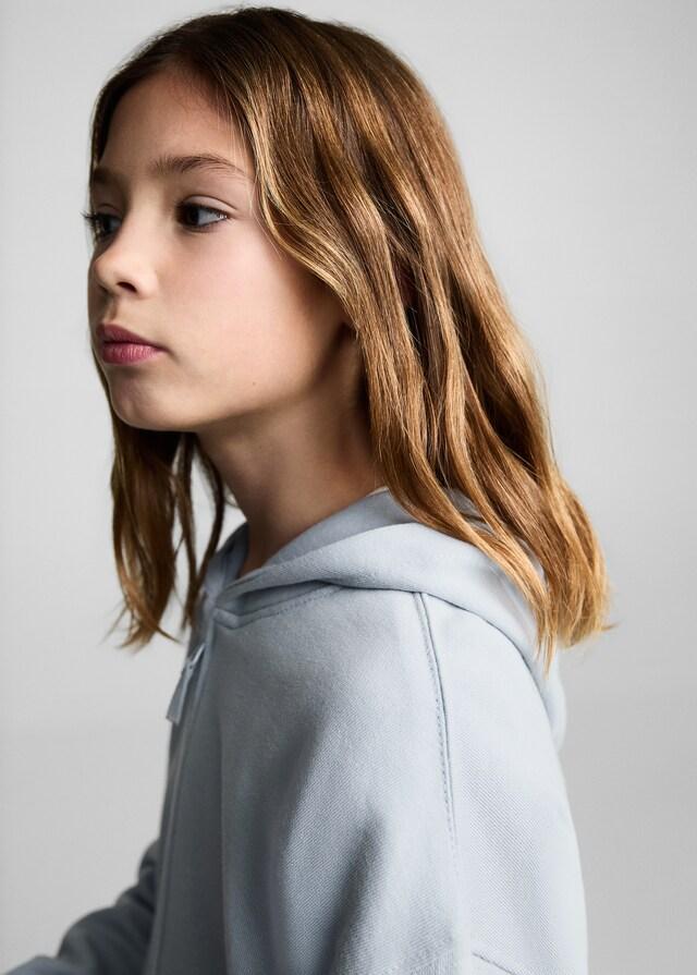 Mango Felpa Aperta Cappuccio