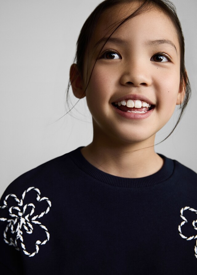 Mango Felpa Cotone Fiori Ricamati