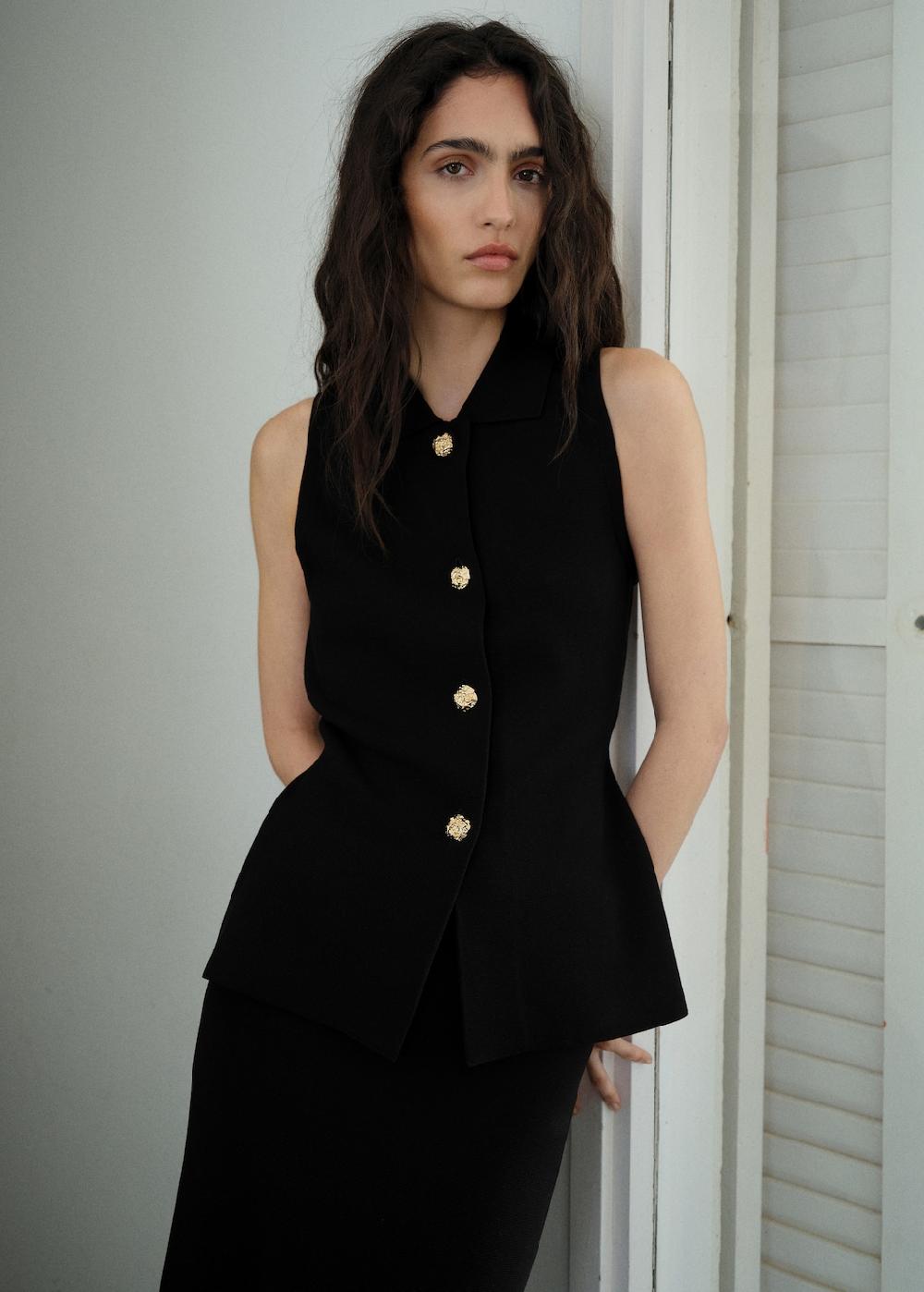 Mango Gilet maglia bottoni gioiello