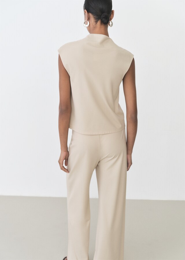 Mango Maglietta Collo Asimmetrico Increspature