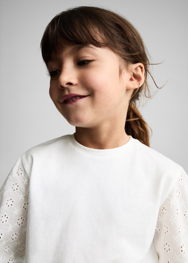 Mango Maglietta Manica Ricamata