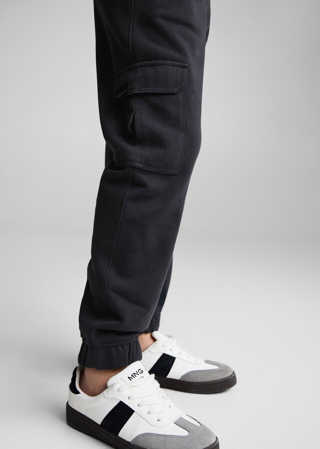 Mango Pantaloni Jogger Cargo
