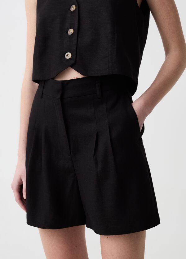 Ovs Bermuda In Viscosa E Lino Con Pinces