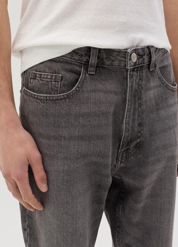 Ovs Jeans Regular Tapered Fit Con Scoloriture