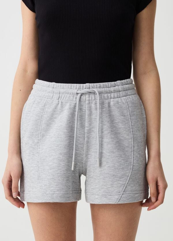 Ovs Shorts Essential Con Cuciture In Rilievo