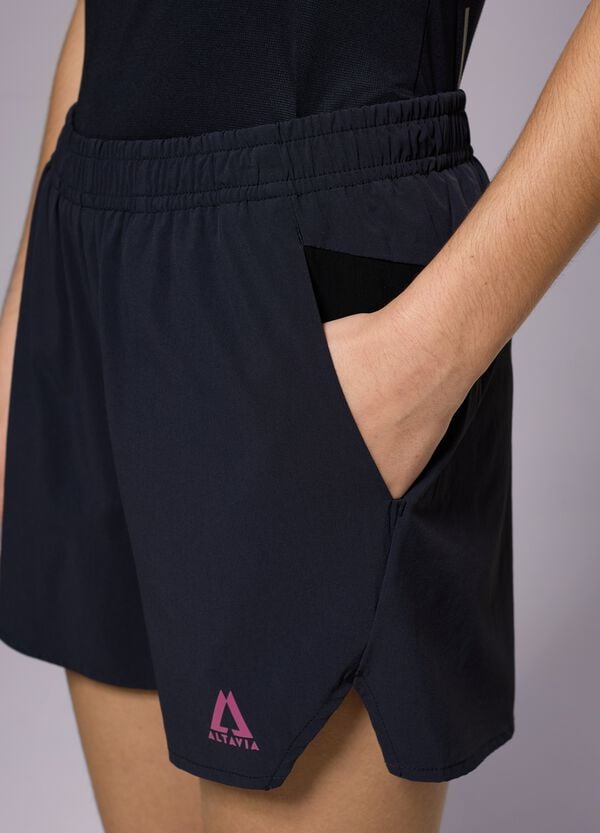 Ovs Shorts Running ALTAVIA WITH DEBORAH COMPAGNONI