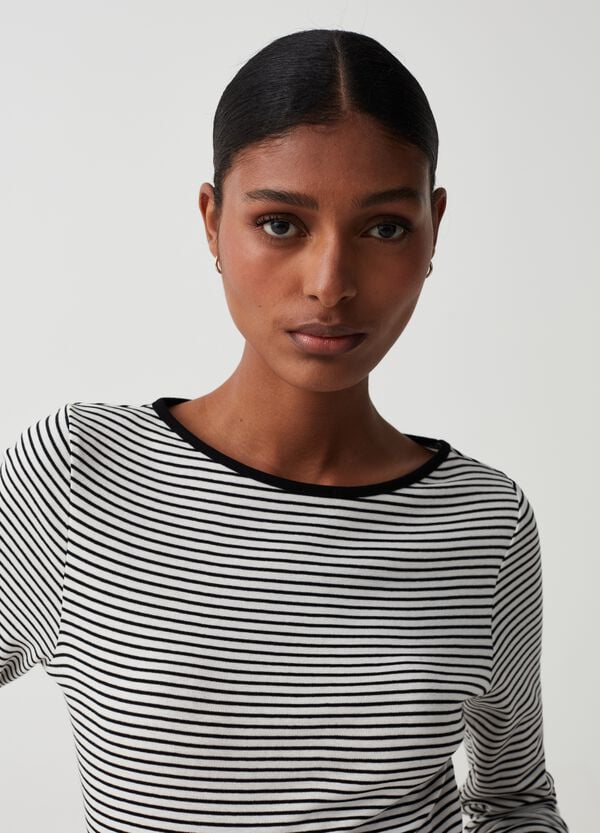 Ovs T-shirt a righe sottili con scollo a barca