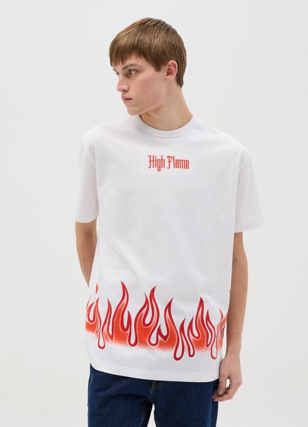 Ovs T-shirt bianca a maniche corte stampa fiamme