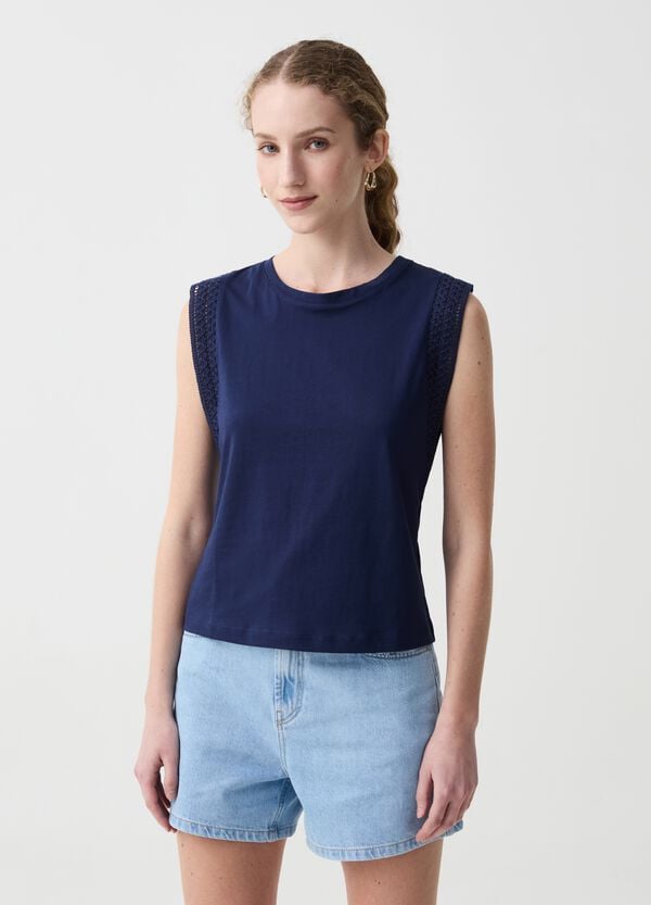 Ovs Top smanicato con profili ricamati