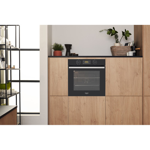 Trony HOTPOINT ARISTON - BLACK LINE FA2 540 P BL HA