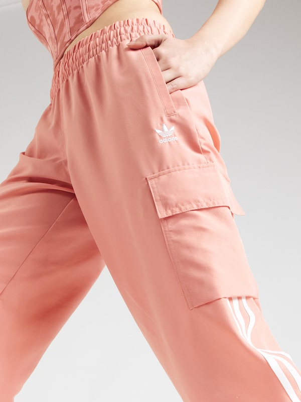 ADIDAS ORIGINALS Loosefit Pantaloni Cargo In Rosso Chiaro