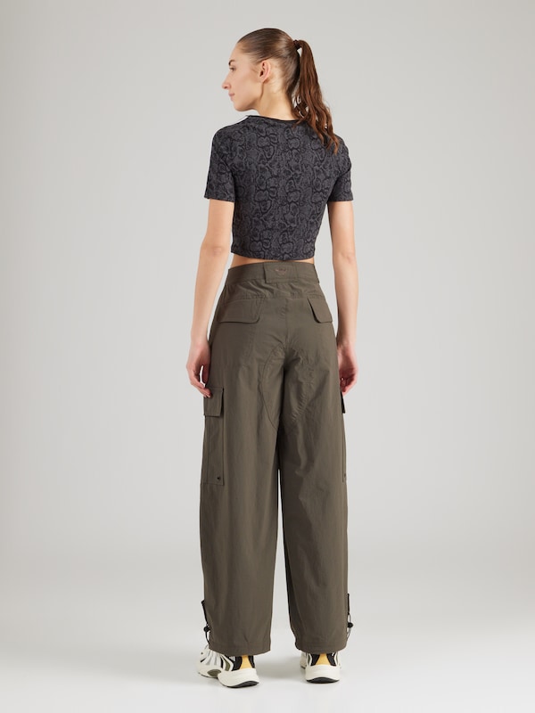 ADIDAS ORIGINALS Wide Leg Pantaloni Cargo 'Ess' In Oliva