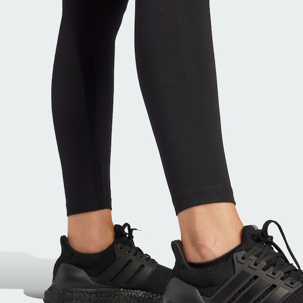 ADIDAS SPORTSWEAR Skinny Pantaloni Sportivi 'Essentials' In Nero