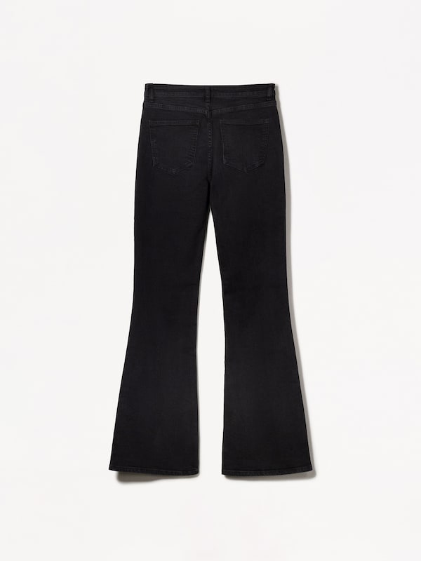 Bershka Flared Jeans In Nero Denim