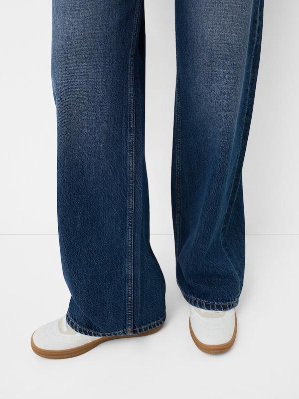 Bershka Loosefit Jeans In Blu Scuro
