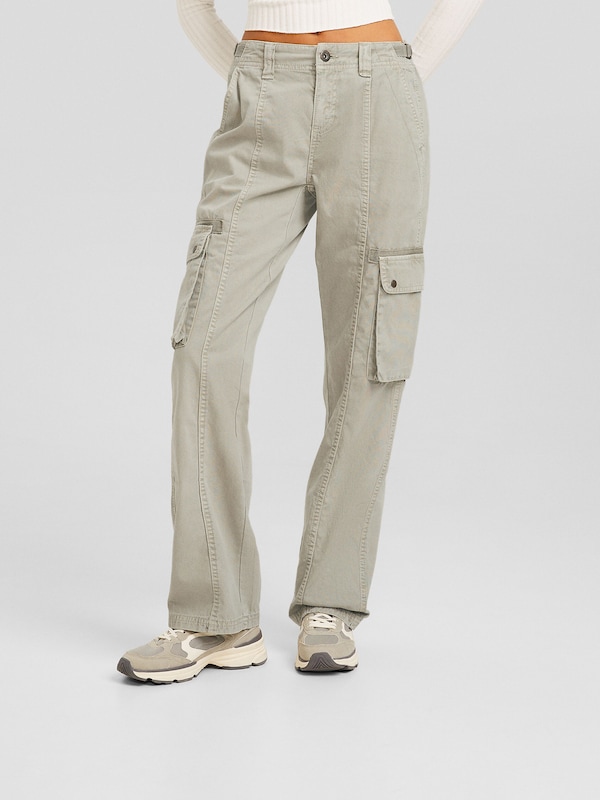 Bershka Loosefit Pantaloni Cargo In Beige