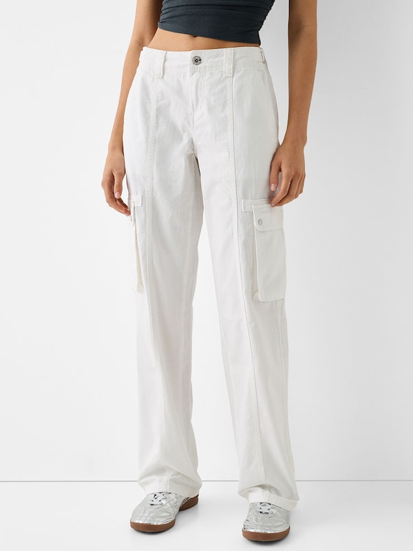 Bershka Loosefit Pantaloni Cargo In Bianco