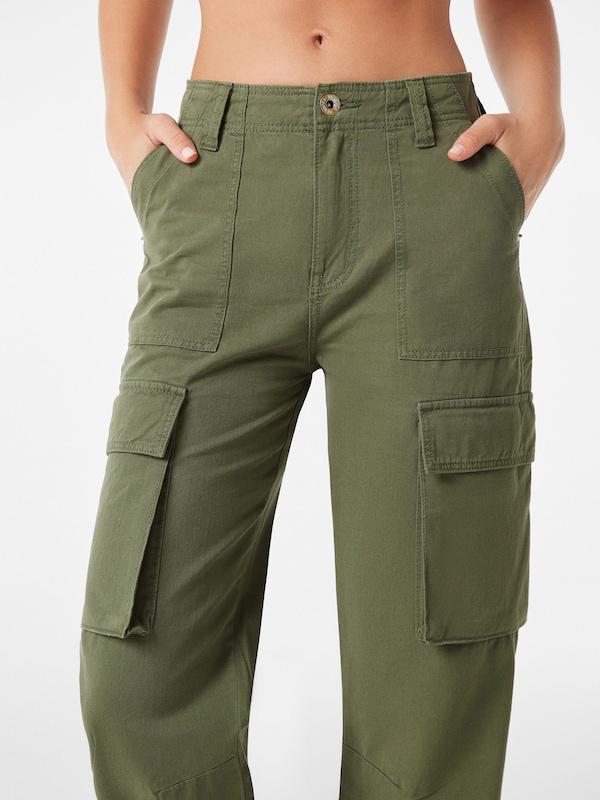 Bershka Loosefit Pantaloni Cargo In Cachi