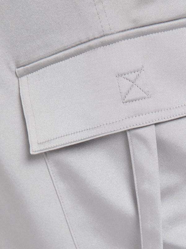 Bershka Loosefit Pantaloni Cargo In Grigio Chiaro