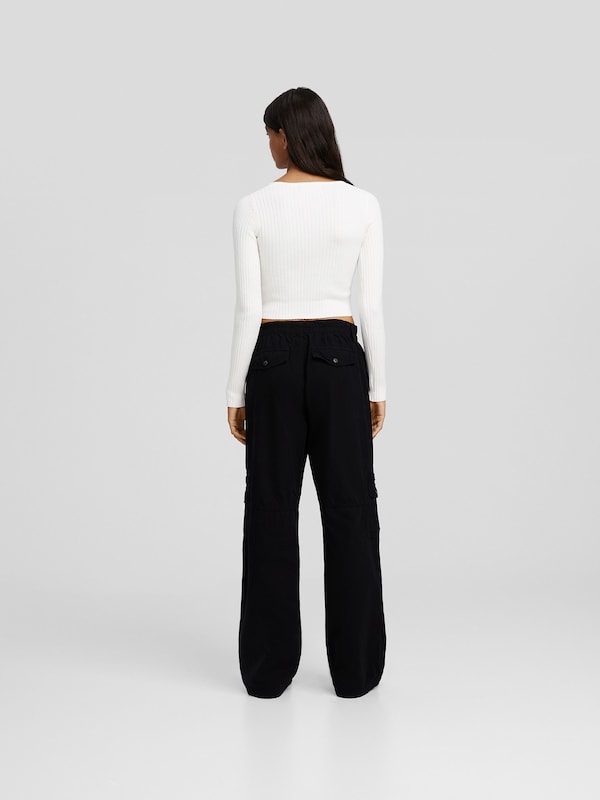 Bershka Loosefit Pantaloni Cargo In Nero