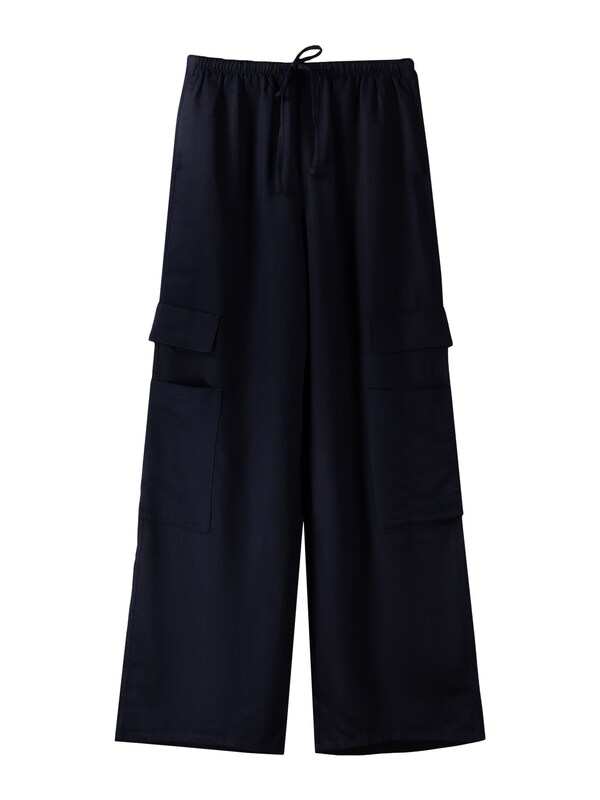 Bershka Loosefit Pantaloni cargo in Nero