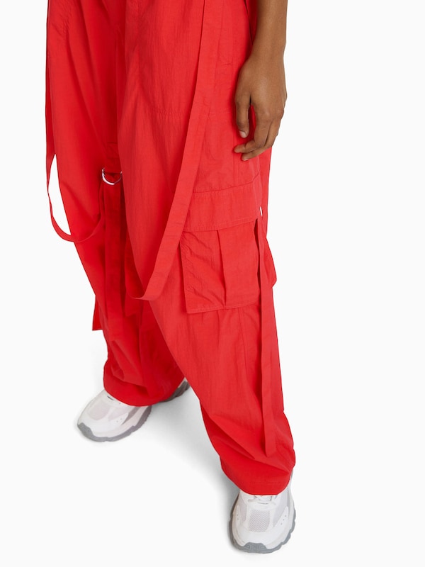Bershka Loosefit Pantaloni Cargo In Rosso