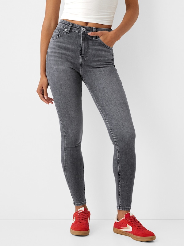 Bershka Skinny Jeans In Grigio