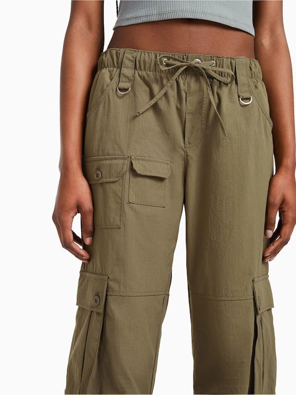 Bershka Wide Leg Pantaloni Cargo In Cachi