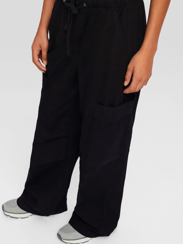 Bershka Wide Leg Pantaloni Cargo In Nero