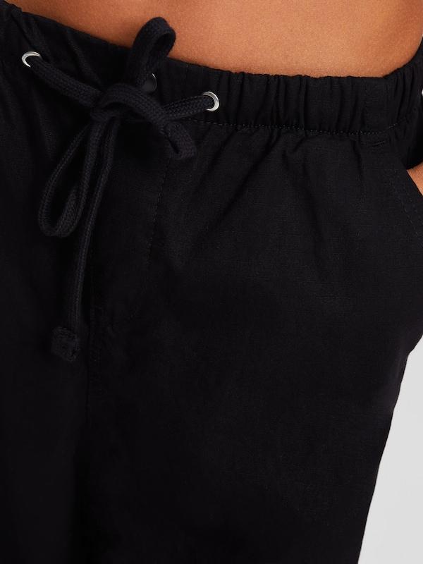 Bershka Wide Leg Pantaloni Cargo In Nero