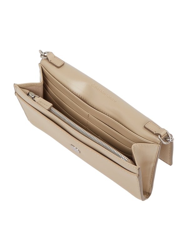 Calvin Klein Jeans Pochette 'SCULPTED LONG FOLD' In Talpa