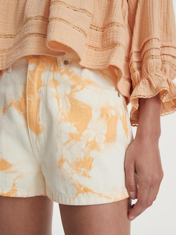 EDITED Regular Jeans 'Jen' In Crema Arancione