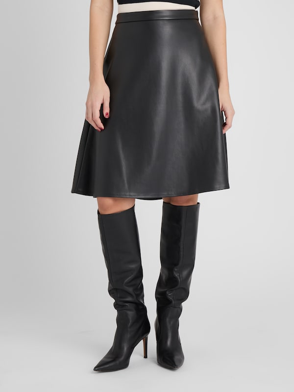 Guido Maria Kretschmer Women Gonna 'Gina' In Nero