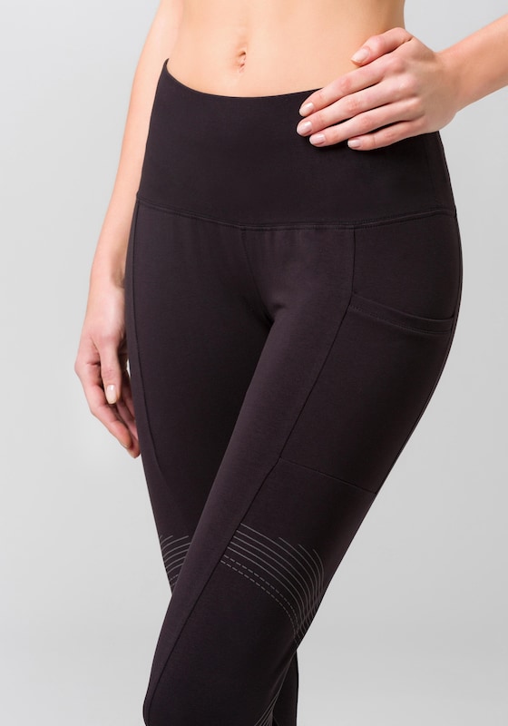 LASCANA ACTIVE Skinny Pantaloni Sportivi In Nero