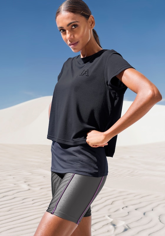 LASCANA ACTIVE Skinny Pantaloni Sportivi In Nero