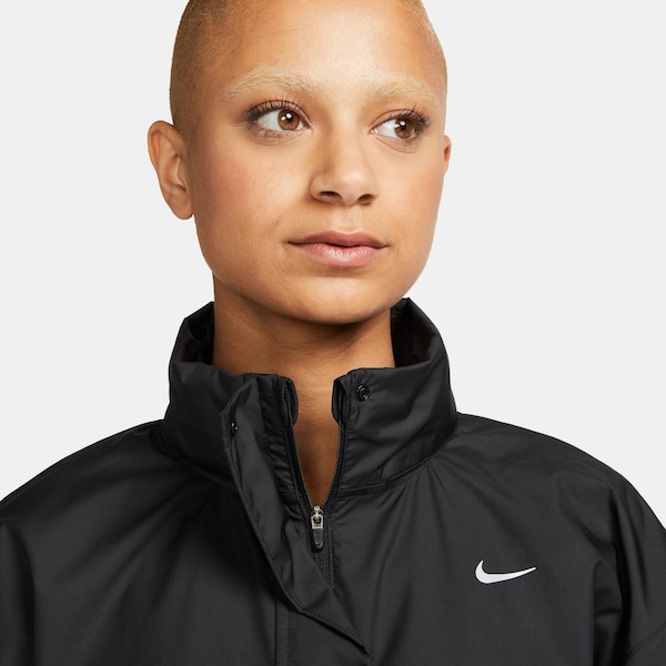 NIKE Giacca Sportiva 'FAST' In Nero