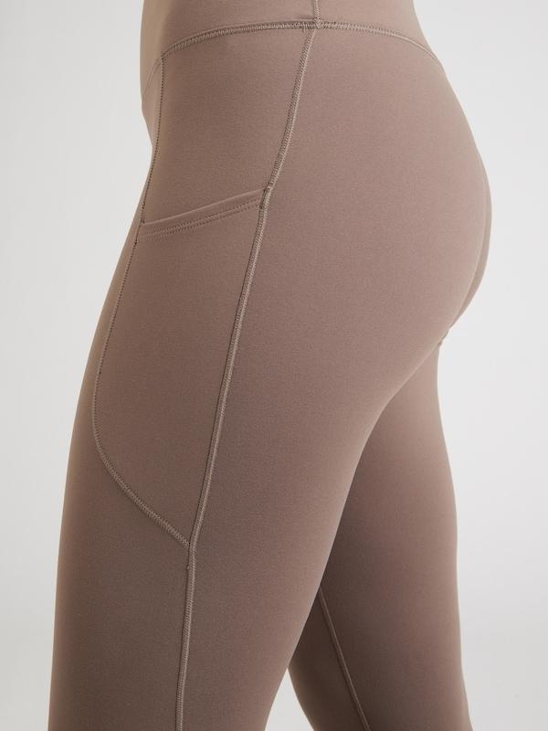 NIKE Skinny Pantaloni Sportivi 'ONE' In Talpa
