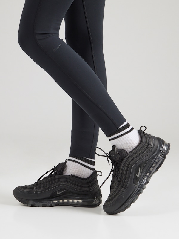 NIKE Skinny Pantaloni Sportivi 'UNIVERSA' In Nero