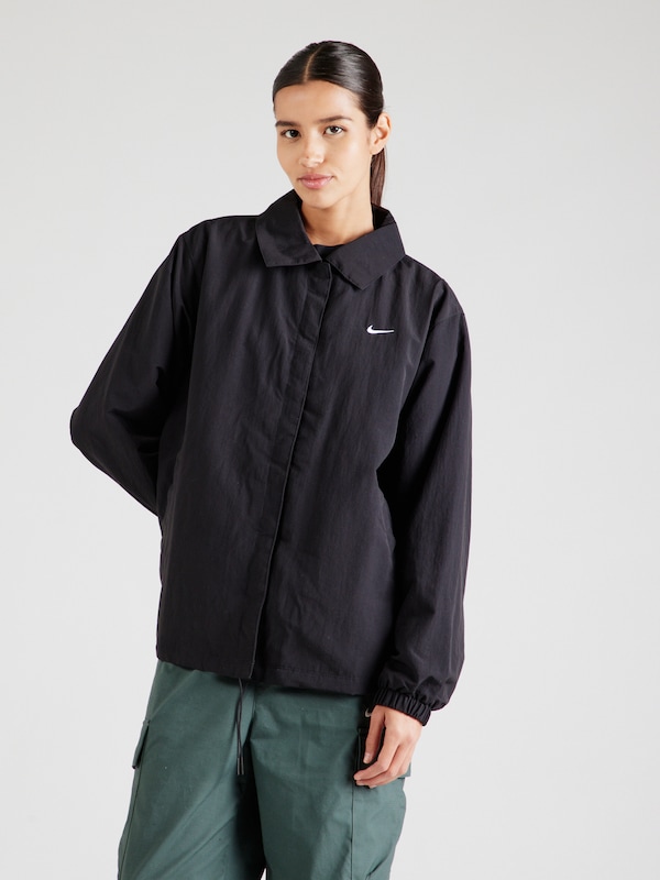Nike Sportswear Giacca Di Mezza Stagione 'Essential' In Nero