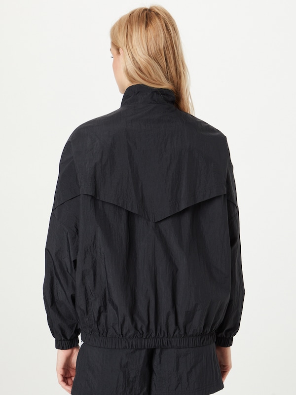 Nike Sportswear Giacca Di Mezza Stagione In Nero