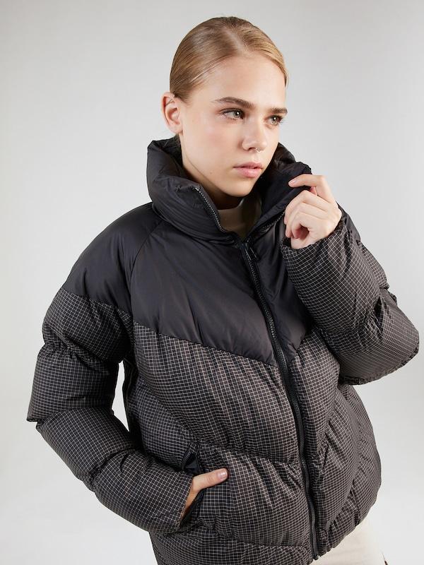 Nike Sportswear Giacca Di Mezza Stagione In Nero