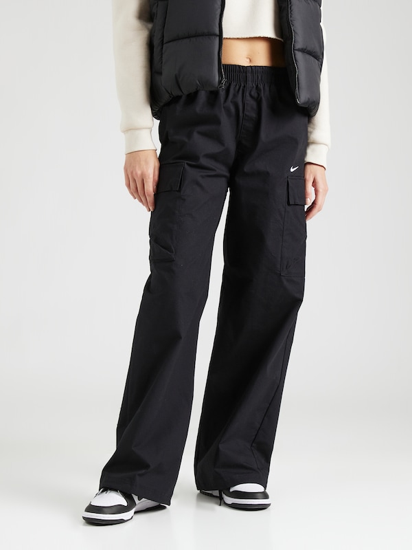 Nike Sportswear Loosefit Pantaloni Cargo 'Essential' In Nero