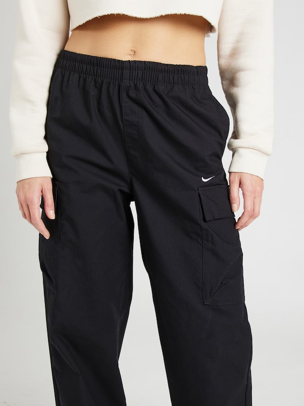 Nike Sportswear Loosefit Pantaloni Cargo 'Essential' In Nero
