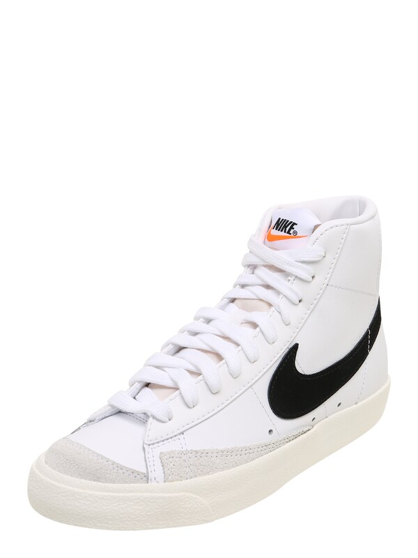 Nike Sportswear Sneaker alta 'Blazer Mid 77' in Bianco