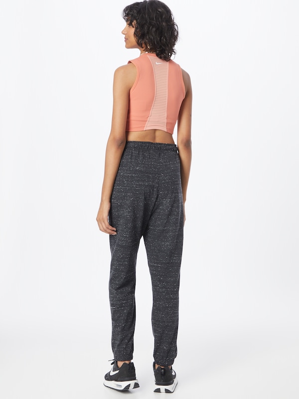 Nike Sportswear Tapered Pantaloni In Nero Sfumato