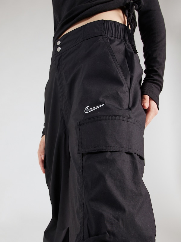 Nike Sportswear Wide Leg Pantaloni Cargo In Nero