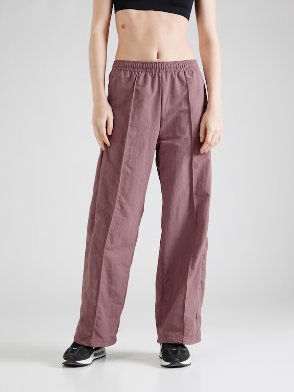 Nike Sportswear Wide Leg Pantaloni Con Piega Frontale In Marrone