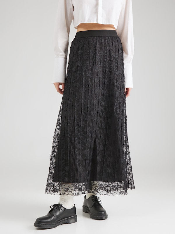 ONLY Gonna 'ONLHeny' In Nero